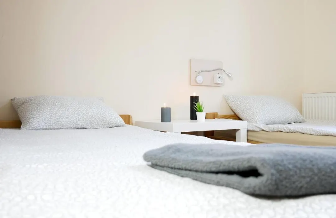 Hoza Apartments And Rooms-1