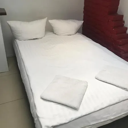 Hoza Apartments And Rooms-2
